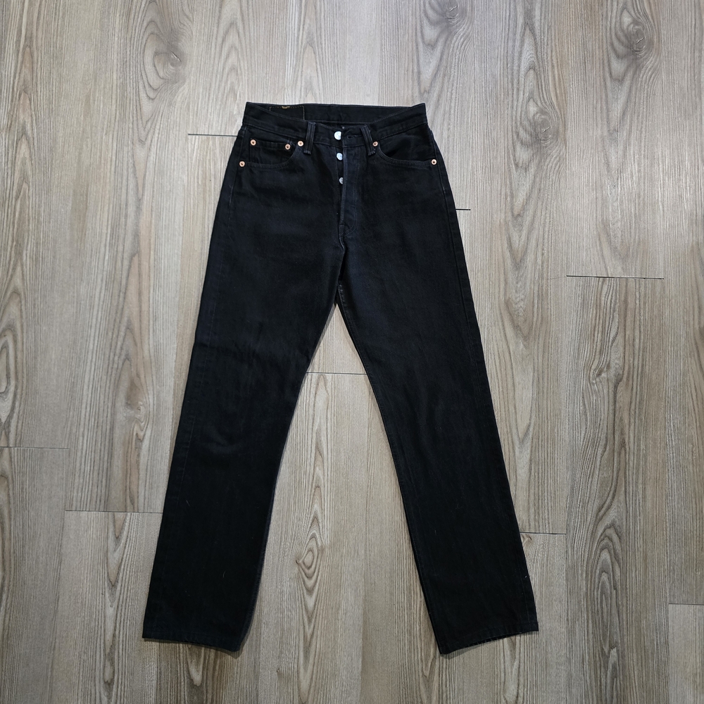 Levi's Women's Straight Black Jeans
